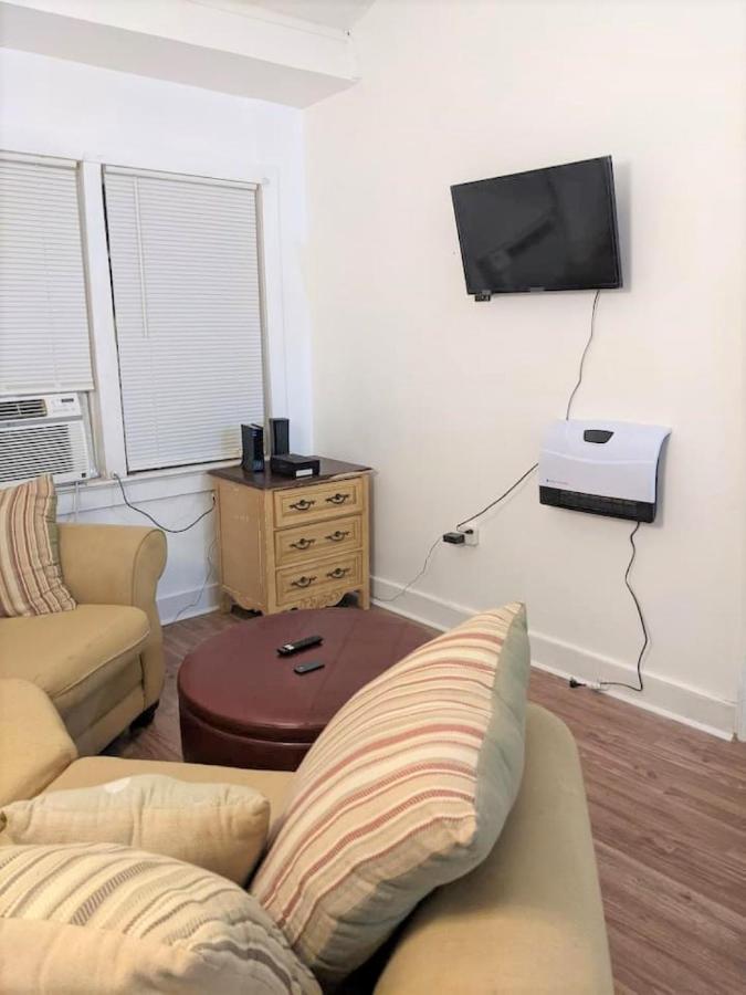Historic Hill Apt1 Tuskegee Exterior photo